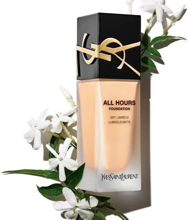 Yves Saint Laurent All Hours Foundation tartós .